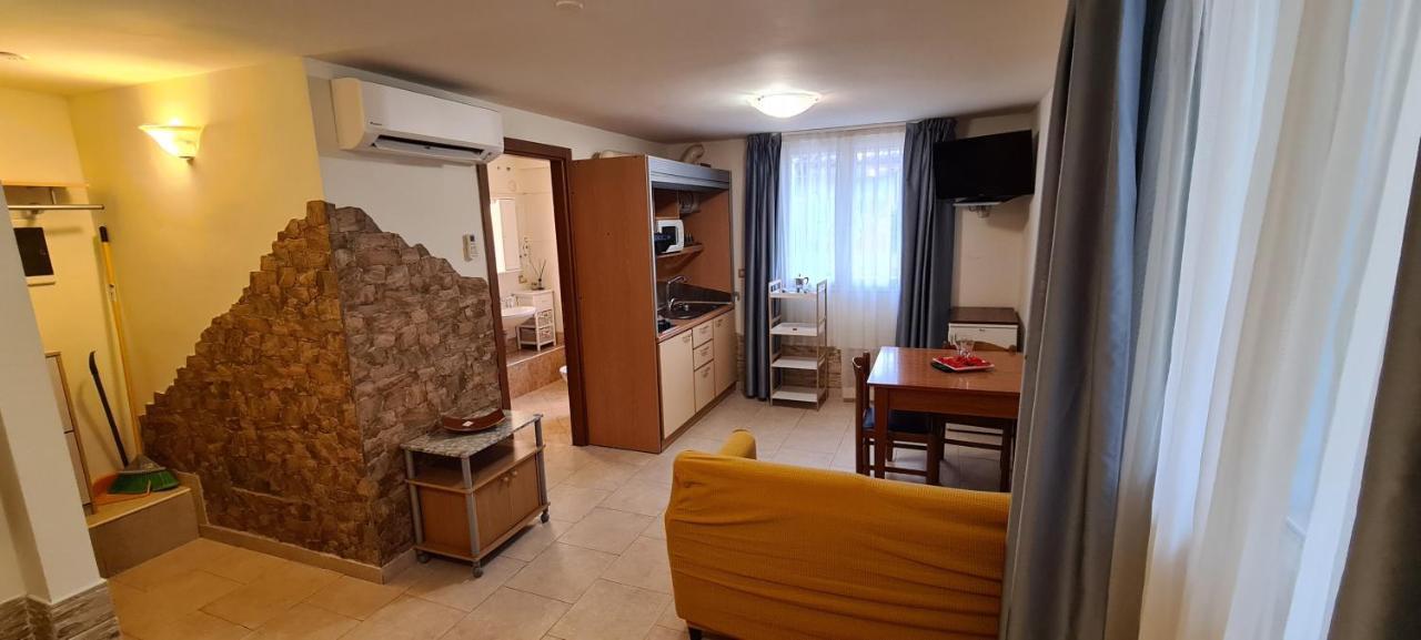 Residence La Villetta Rimini Exterior photo